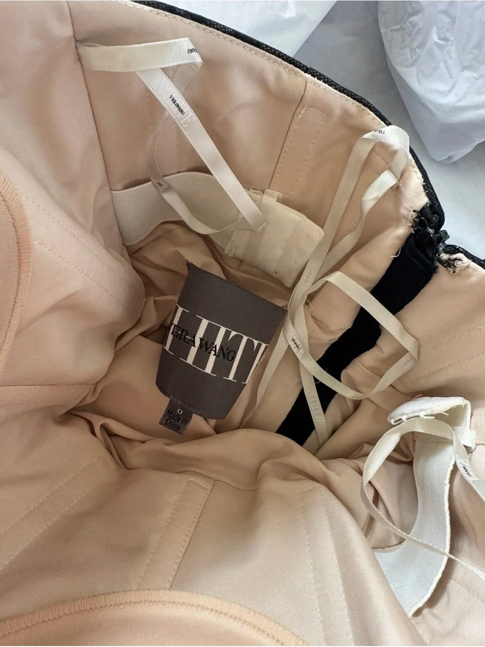 Vera Wang Black Strapless Tulle Ball Gown - Picture 7 of 13